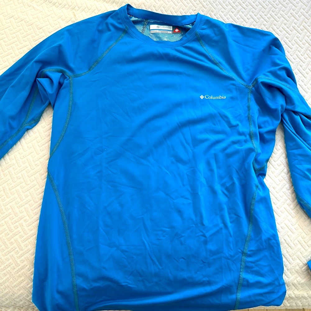 Columbia - large thermal shirt